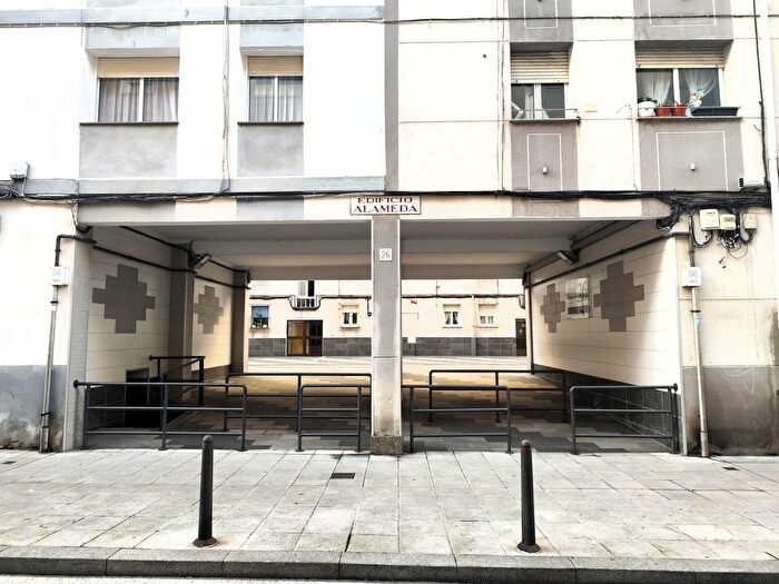 Casas en venta y pisos alquiler - 2