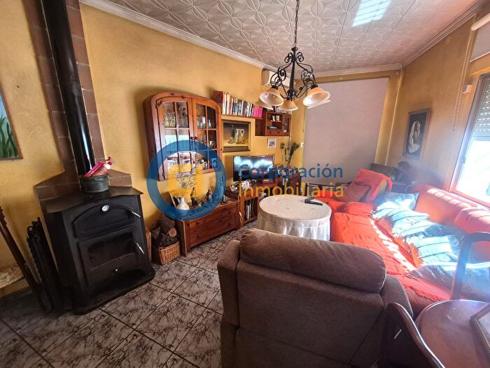 Casa en venta en Lorca Ciudad, San Mateo de 5 habitaciones