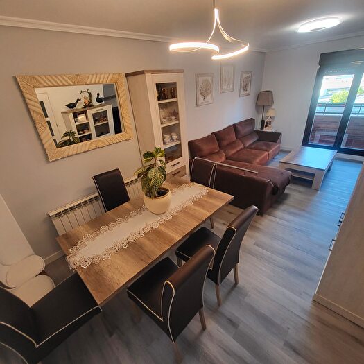 Casas en venta y pisos alquiler - 2