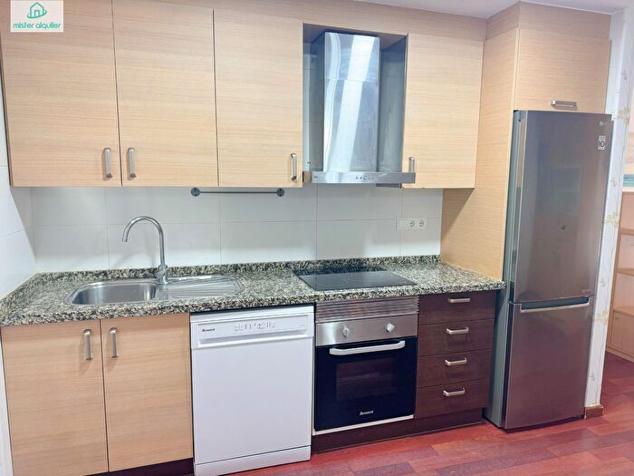 Casas en venta y pisos alquiler - 2