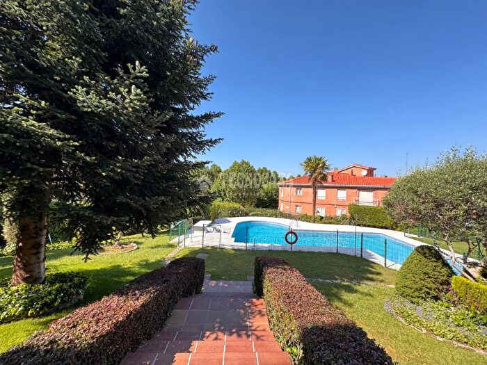 Casas en venta y pisos alquiler - 3