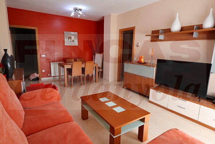 Piso en venta en Pont Vell, Ripollet de 3 habitaciones