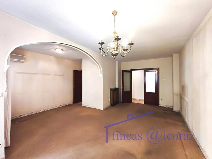 Casas en venta y pisos alquiler - 2