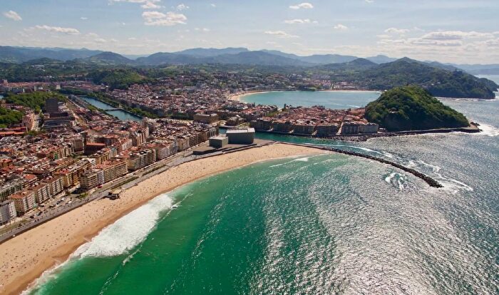 Piso en alquiler en Antiguo, Donostia San Sebastián de 3 habitaciones