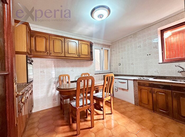 Casas en venta y pisos alquiler - 3