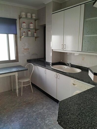 Casas en venta y pisos alquiler - 2