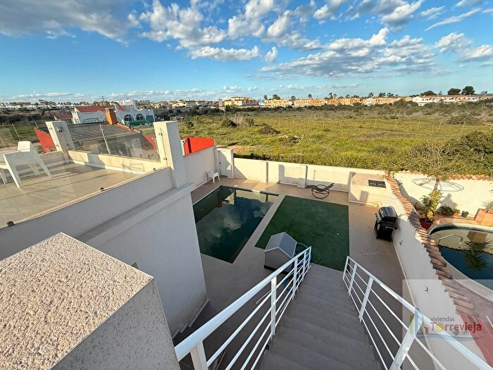 Casas en venta y pisos alquiler - 1