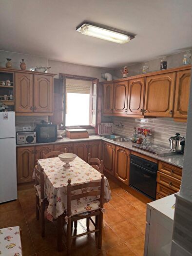 Casas en venta y pisos alquiler - 2