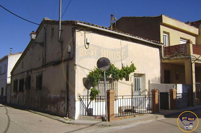 Casa en venta en Cañada del Hoyo, Cuenca de 3 habitaciones