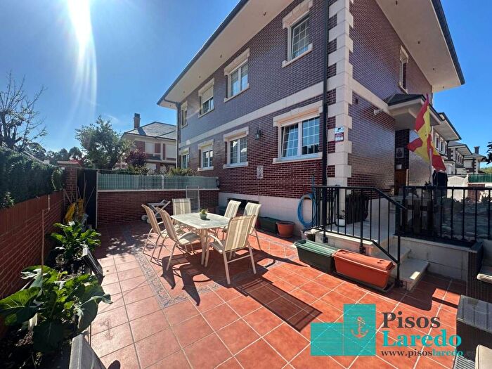 Casas en venta y pisos alquiler - 1