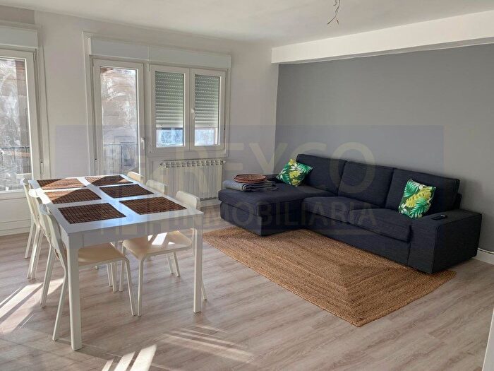 Casas en venta y pisos alquiler - 1