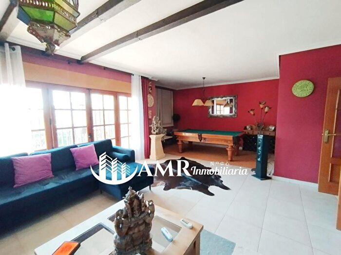 Casas en venta y pisos alquiler - 2