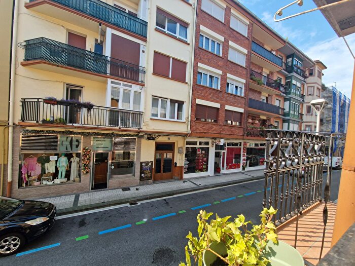 Casas en venta y pisos alquiler - 2