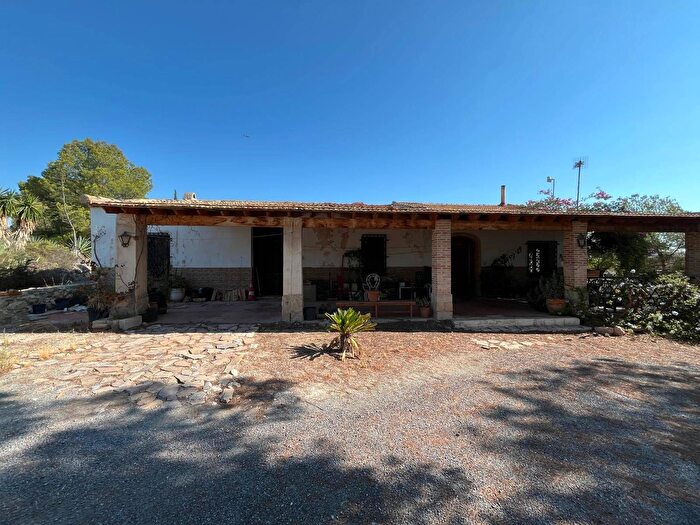 Casa en venta en Elche ciudad, El Toscar de 8 habitaciones