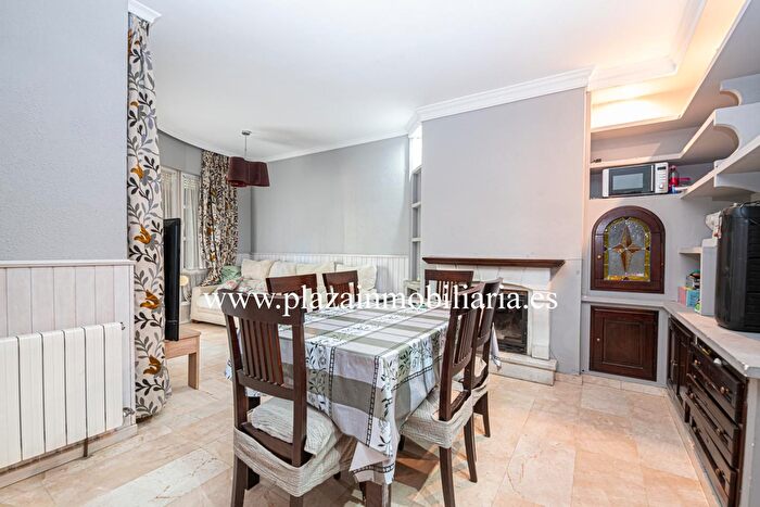 Casas en venta y pisos alquiler - 3