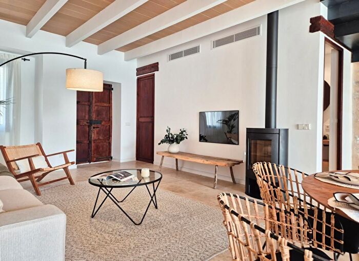 Casas en venta y pisos alquiler - 3