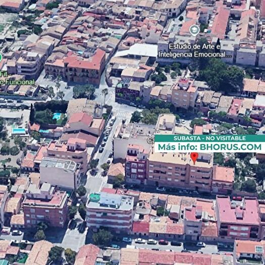 Casas en venta y pisos alquiler - 3