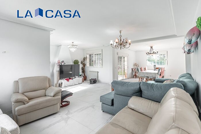 Casas en venta y pisos alquiler - 2