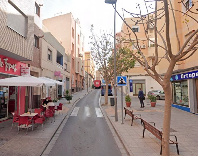 Piso en venta en San Luis, Almería Capital de 2 habitaciones