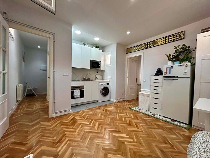 Casas en venta y pisos alquiler - 2