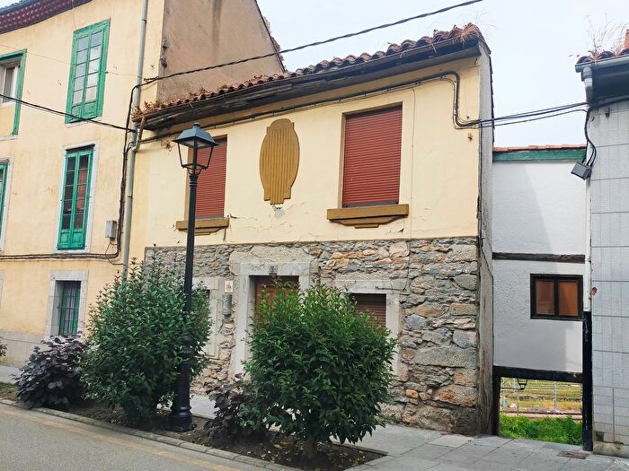 Casas en venta y pisos alquiler - 3