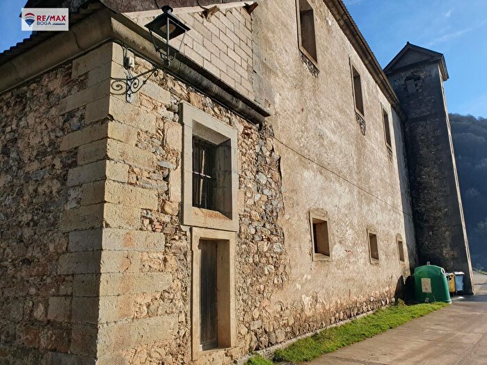 Casa en venta en Orbaitzeta, Navarra