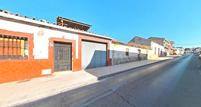 Casa en venta en Arrayanes, Linares de 3 habitaciones