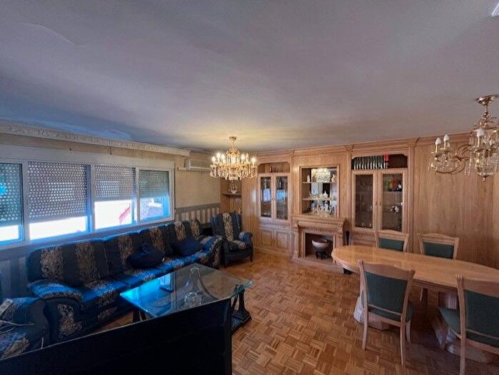 Piso en venta en Delicias, Valladolid Capital de 4 habitaciones