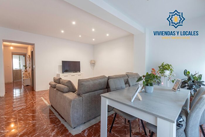 Casas en venta y pisos alquiler - 2