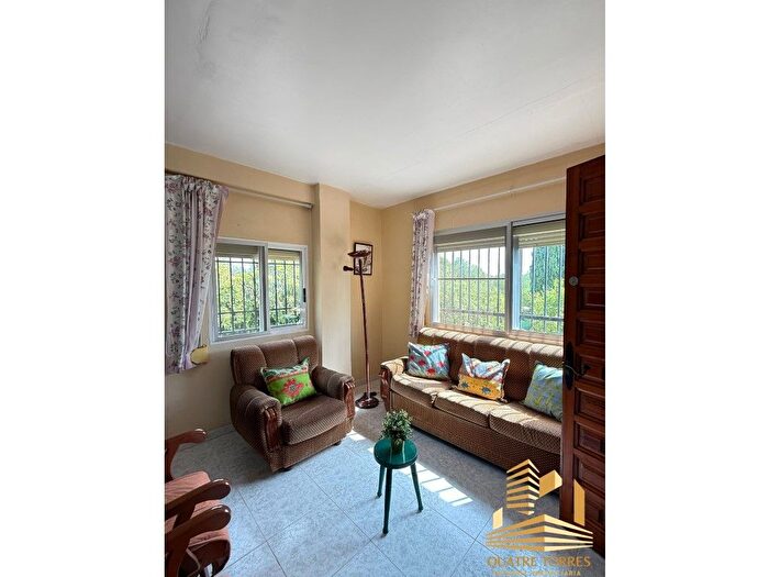 Casas en venta y pisos alquiler - 2