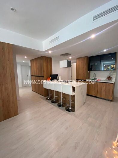 Piso en venta en El Pla del Real, Exposició de 5 habitaciones