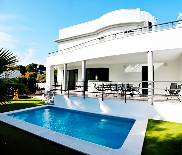 Casas en venta y pisos alquiler - 2
