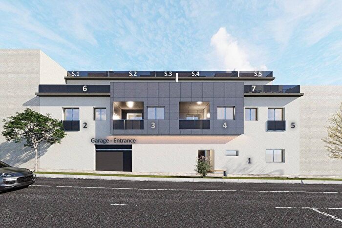 Casas en venta y pisos alquiler - 1