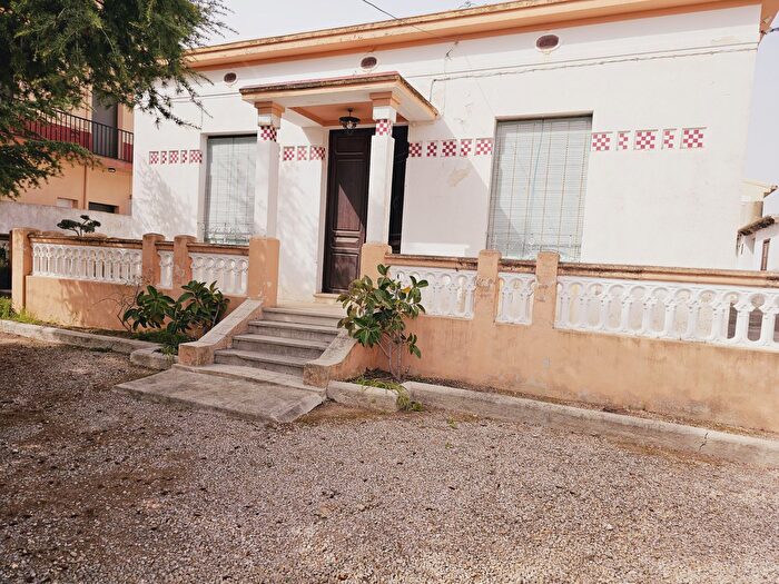 Casas en venta y pisos alquiler - 1