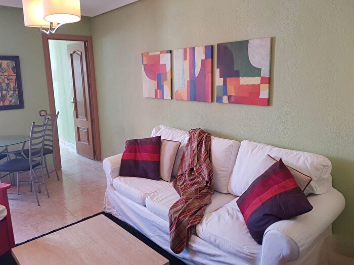 Piso en venta en Ciudad Lineal, Pueblo Nuevo de 2 habitaciones