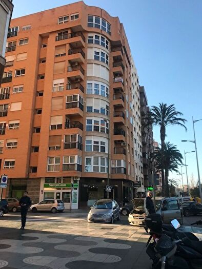 Piso en alquiler en Cartagena ciudad, Alameda de 4 habitaciones