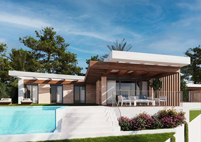 Casa en venta en Polop, Alicante de 3 habitaciones