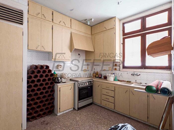 Casas en venta y pisos alquiler - 3