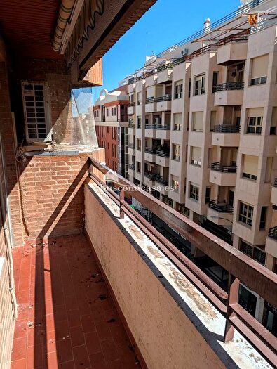 Casas en venta y pisos alquiler - 2