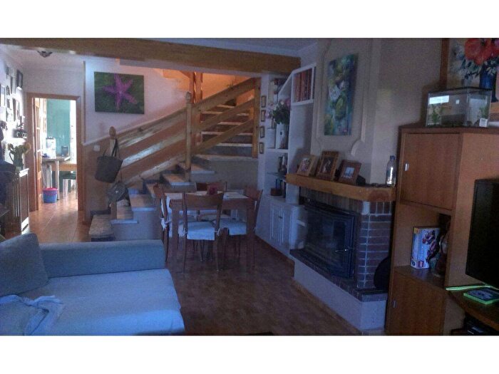 Casas en venta y pisos alquiler - 1