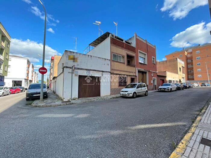 Casas en venta y pisos alquiler - 1