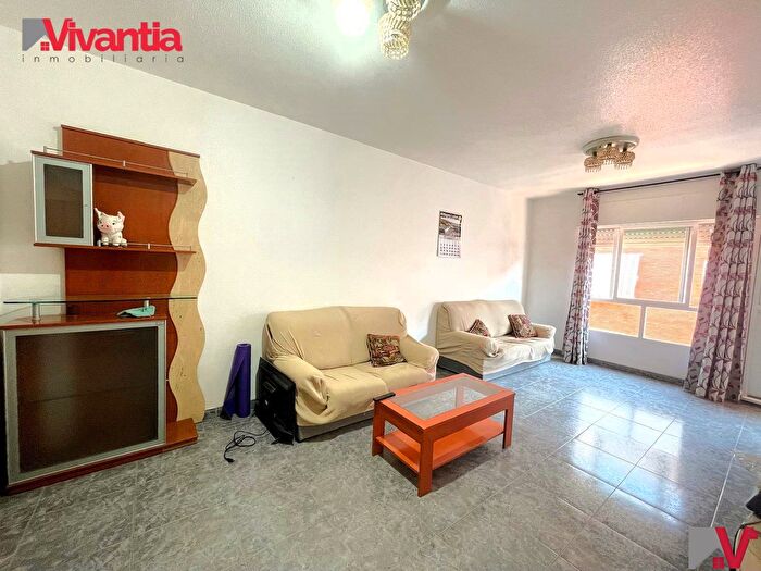 Casas en venta y pisos alquiler - 2