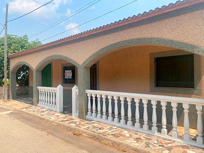 Casa en venta en La Font de la Figuera, Valencia