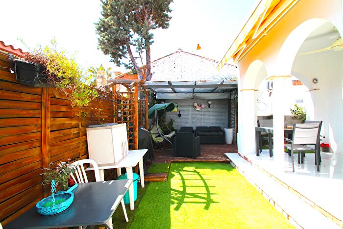 Casas en venta y pisos alquiler - 1