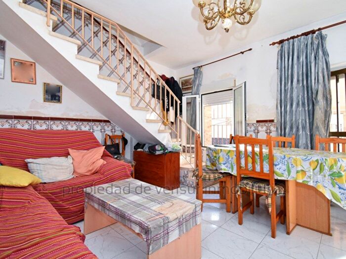 Casas en venta y pisos alquiler - 1