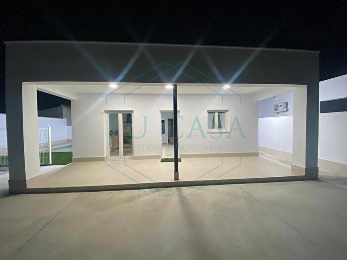 Casas en venta y pisos alquiler - 1