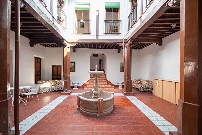 Casas en venta y pisos alquiler - 2