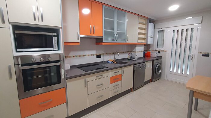 Casas en venta y pisos alquiler - 2