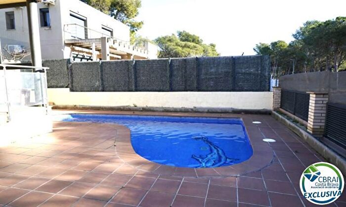 Casa en venta en Nord, Roses de 4 habitaciones