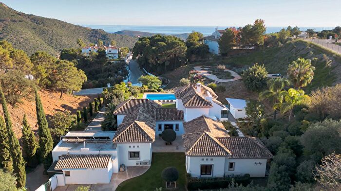 Casa en venta en Montemayor Marbella Club, Benahavís de 4 habitaciones